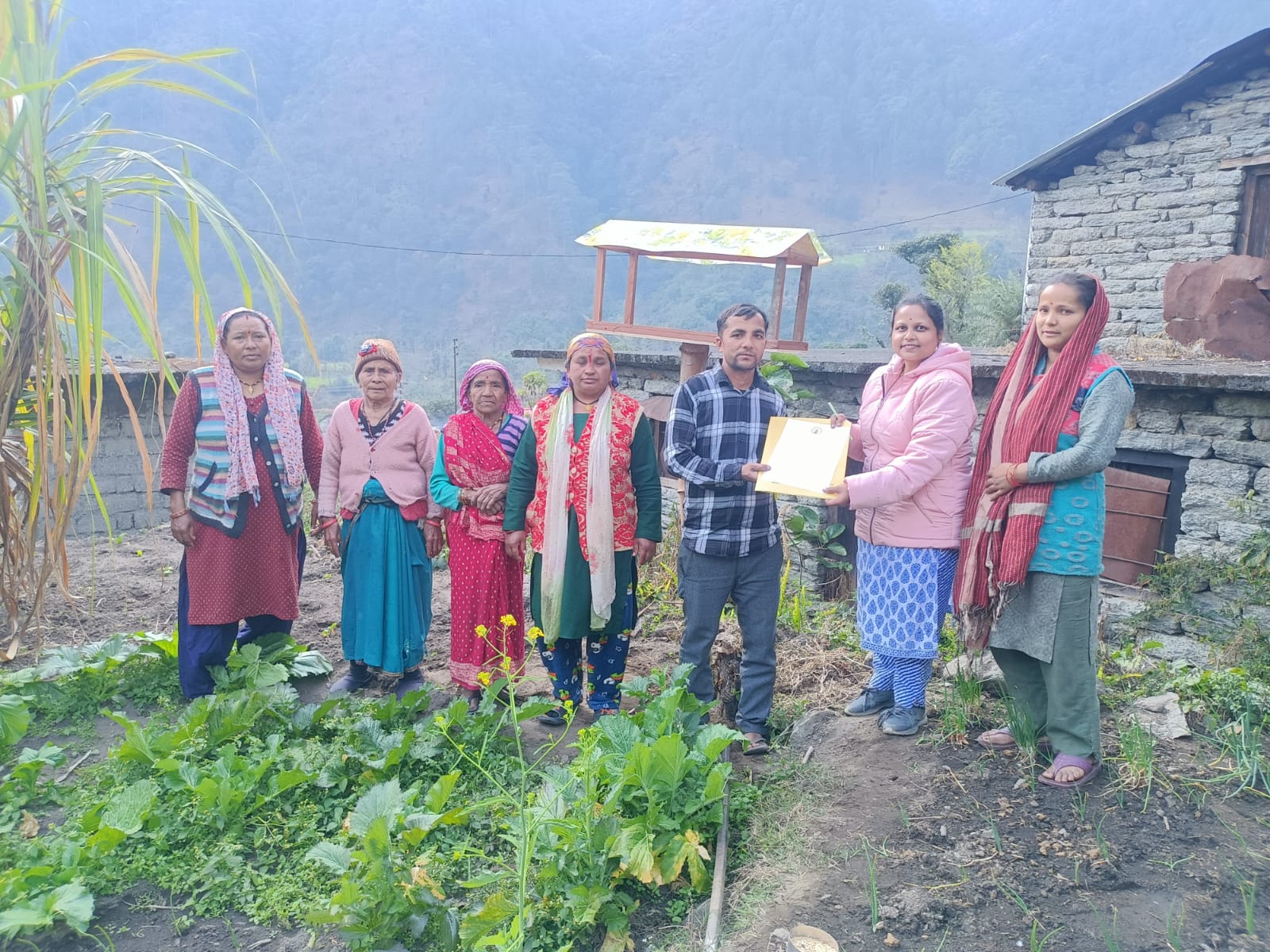 Feeding Station - Lumati